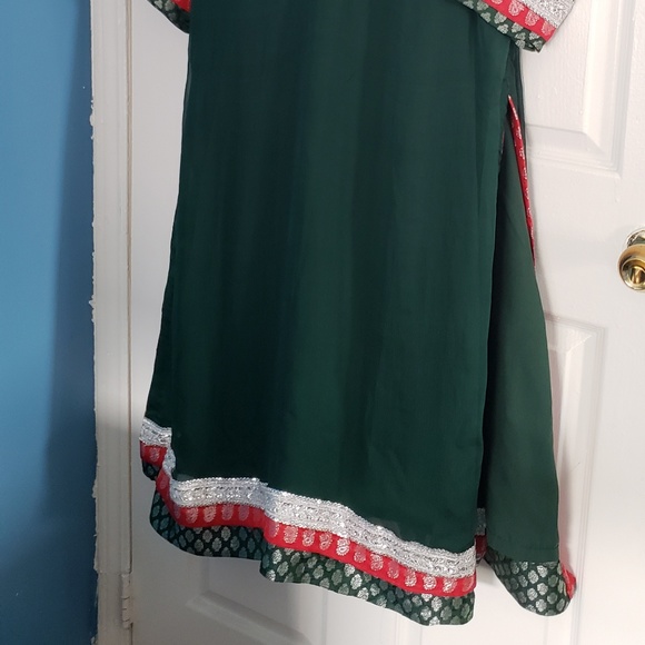 3 peice pakistani suit - Picture 3 of 3